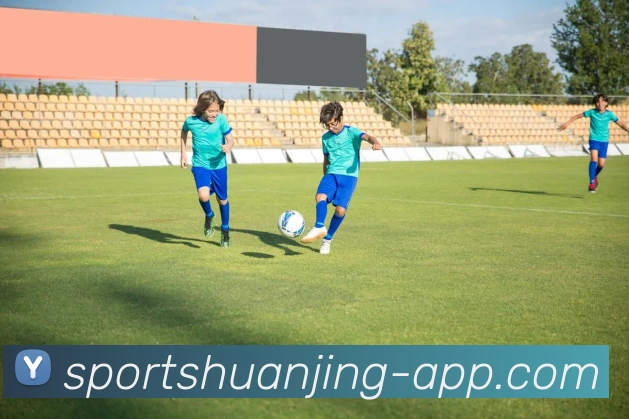 冠竞体育APP 封面图